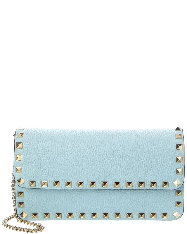 Keychains with multi-key layout-Valentino Rockstud Grainy Leather Wallet On Chain