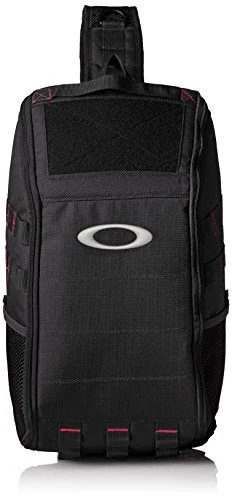 suitcase for minimalist packing-Oakley Men'S Extractor Sling Pack Accessory, -Black, Os