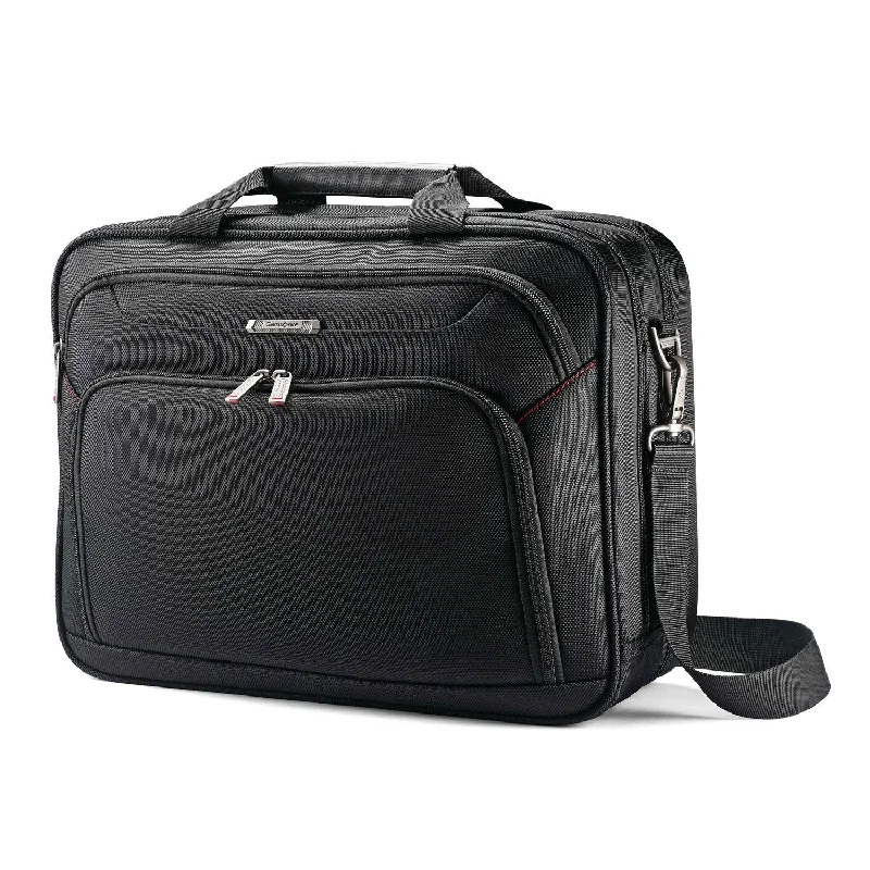 suitcase for efficient airport navigation-Samsonite Xenon 3.0 Two-Gusset Toploader