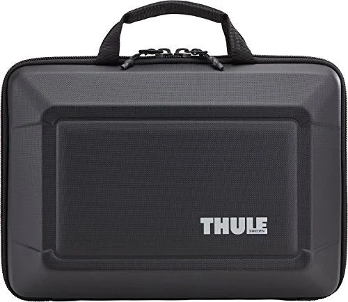 suitcase with multi-directional wheel design-Thule Gauntlet 3.0 15" Macbook Pro Retina Attache